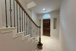 2612 Edgefield Lakes Dr, Houston, TX 77054 - Photo 9