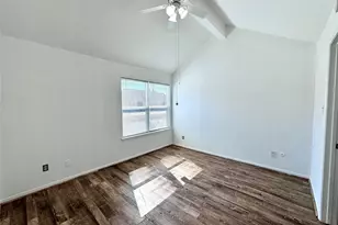 9901 Sharpcrest St, Houston, TX 77036 - Photo 23