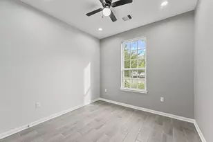 5118 Danfield Dr, Houston, TX 77053 - Photo 11