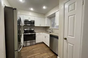 3740 Thistlemont Dr, Houston, TX 77042 - Photo 3