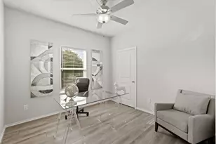 1402 Acorn Mdw St, Houston, TX 77067 - Photo 9