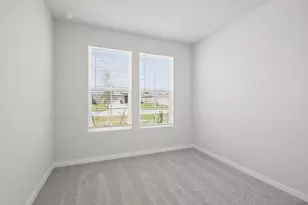 523 Shoreview Dr, Conroe, TX 77303 - Photo 17