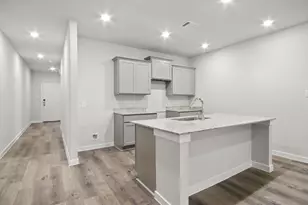 523 Shoreview Dr, Conroe, TX 77303 - Photo 3