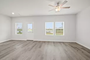 523 Shoreview Dr, Conroe, TX 77303 - Photo 7