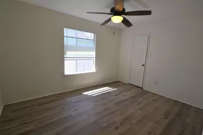 12410 Meadow Briar Drive, Stafford, TX 77477 - Photo 19