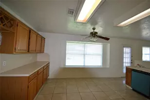 12410 Meadow Briar Dr, Stafford, TX 77477 - Photo 29