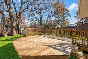 9214 Woodland Oaks Dr, Houston, TX 77040 - Photo 29