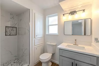 9214 Woodland Oaks Drive, Houston, TX 77040 - Photo 19