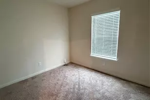 8410 Dusty Ridge Rd, Baytown, TX 77523 - Photo 17