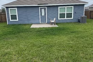 8410 Dusty Ridge Rd, Baytown, TX 77523 - Photo 3