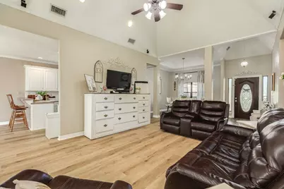 429 N Amherst Drive, West Columbia, TX 77486 - Photo 11