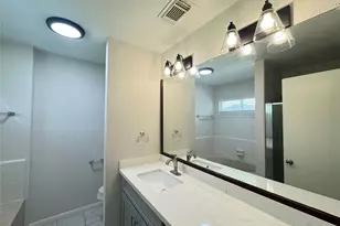 1915 Reddington Rd, Sugar Land, TX 77478 - Photo 15