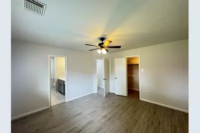 1915 Reddington Road, Sugar Land, TX 77478 - Photo 13