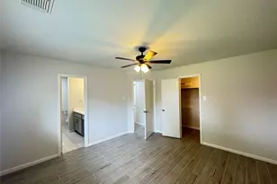 1915 Reddington Rd, Sugar Land, TX 77478 - Photo 13