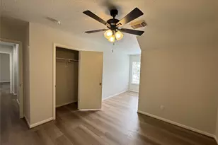1915 Reddington Rd, Sugar Land, TX 77478 - Photo 27