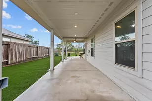 21819 Red Arbor Dr, Humble, TX 77338 - Photo 29