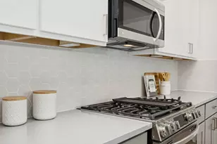 1307 Beachton St, Houston, TX 77007 - Photo 9