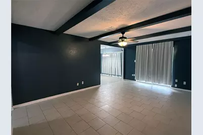 10519 Kirkglen Drive, Houston, TX 77089 - Photo 3