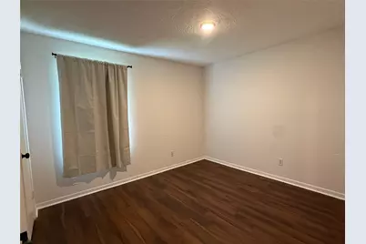 10519 Kirkglen Drive, Houston, TX 77089 - Photo 9