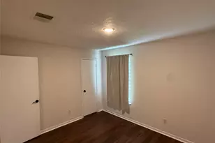 10519 Kirkglen Dr, Houston, TX 77089 - Photo 11