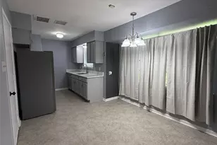 10519 Kirkglen Dr, Houston, TX 77089 - Photo 5