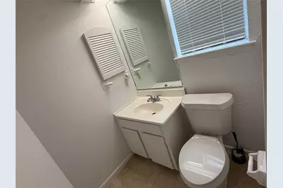 10519 Kirkglen Drive, Houston, TX 77089 - Photo 13