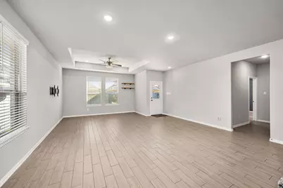 8315 Divot Trace, Fulshear, TX 77441 - Photo 17