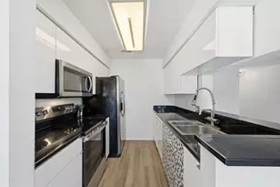 18800 Egret Bay Blvd, Webster, TX 77058 - Photo 7