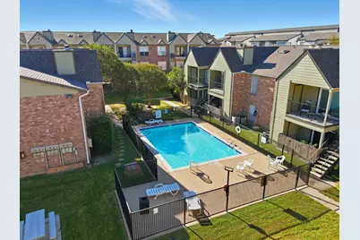 18800 Egret Bay Boulevard #808, Webster, TX 77058 - Photo 1