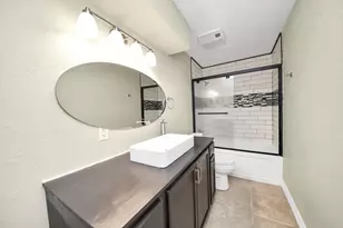 1104 N Heron Dr, Seabrook, TX 77586 - Photo 17