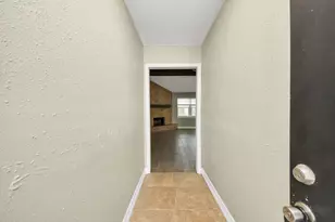 1104 N Heron Dr, Seabrook, TX 77586 - Photo 3