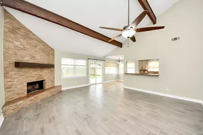 1104 N Heron Drive, Seabrook, TX 77586 - Photo 5