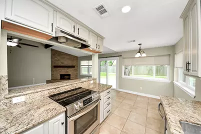 1104 N Heron Drive, Seabrook, TX 77586 - Photo 11
