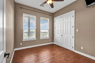 220 Kings Drive, Freeport, TX 77541 - Photo 25