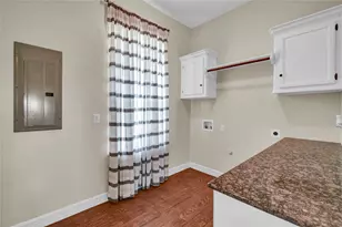 220 Kings Dr, Freeport, TX 77541 - Photo 17