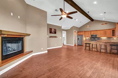 220 Kings Drive, Freeport, TX 77541 - Photo 11