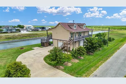220 Kings Drive, Freeport, TX 77541 - Photo 1