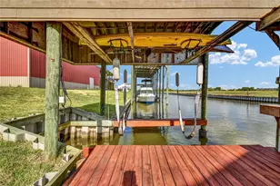 220 Kings Dr, Freeport, TX 77541 - Photo 41