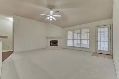 256 Mesa View, Conroe, TX 77316 - Photo 9