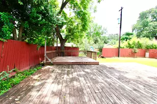 6923 Edgemoor Dr, Houston, TX 77074 - Photo 15