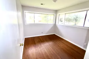 6923 Edgemoor Dr, Houston, TX 77074 - Photo 7