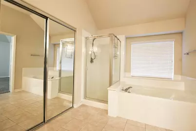 22 Hobbit Glen Drive, Conroe, TX 77384 - Photo 13