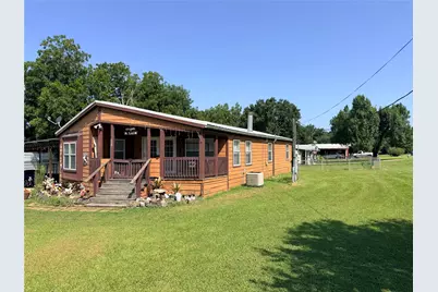 357 Blain Street, Buffalo, TX 75831 - Photo 1