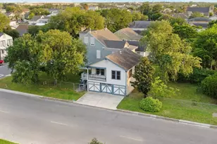 1117 37th St, Galveston, TX 77550 - Photo 17
