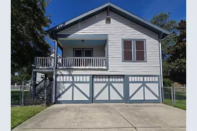 1117 37th Street, Galveston, TX 77550 - Photo 1