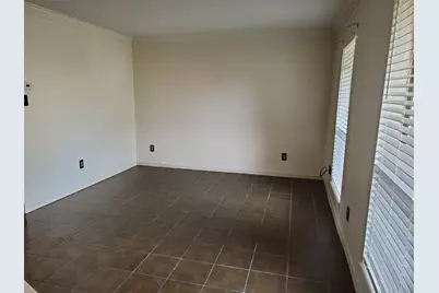 9339 Westwood Village Drive, Houston, TX 77036 - Photo 3