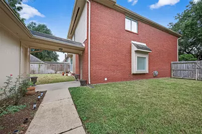 1618 Nails Creek Drive, Sugar Land, TX 77478 - Photo 31