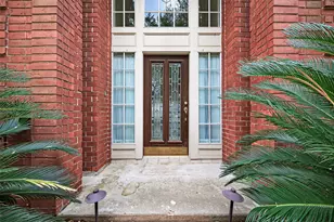 1618 Nails Creek Dr, Sugar Land, TX 77478 - Photo 3