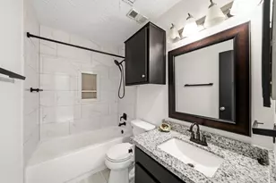 800 Country Pl Dr, Houston, TX 77079 - Photo 13