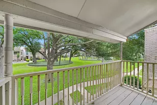 800 Country Pl Dr, Houston, TX 77079 - Photo 9